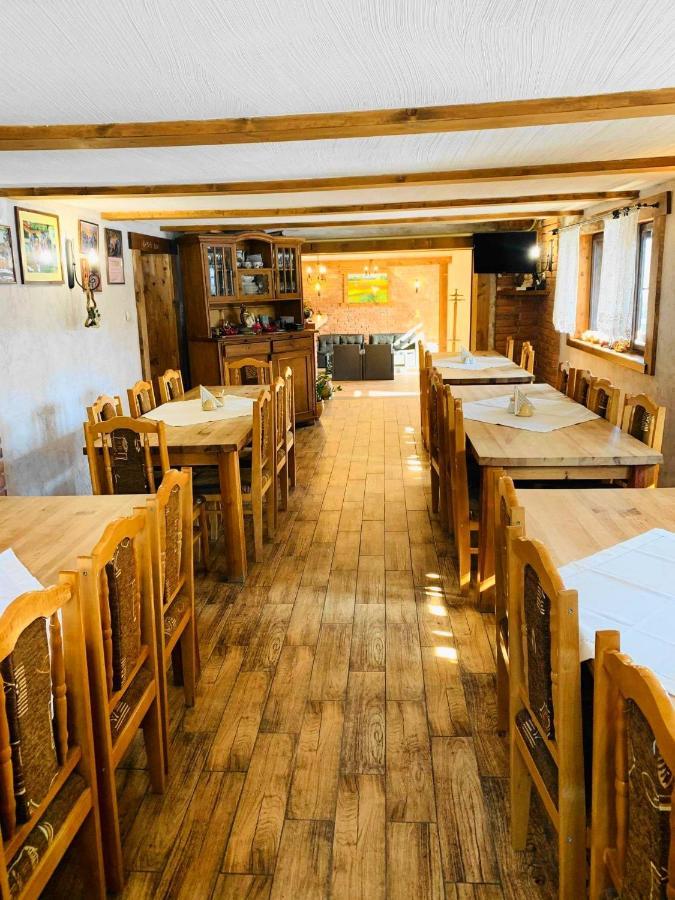 Czerwienne Osrodek Wypoczynkowy U Bartka B&B 외부 사진