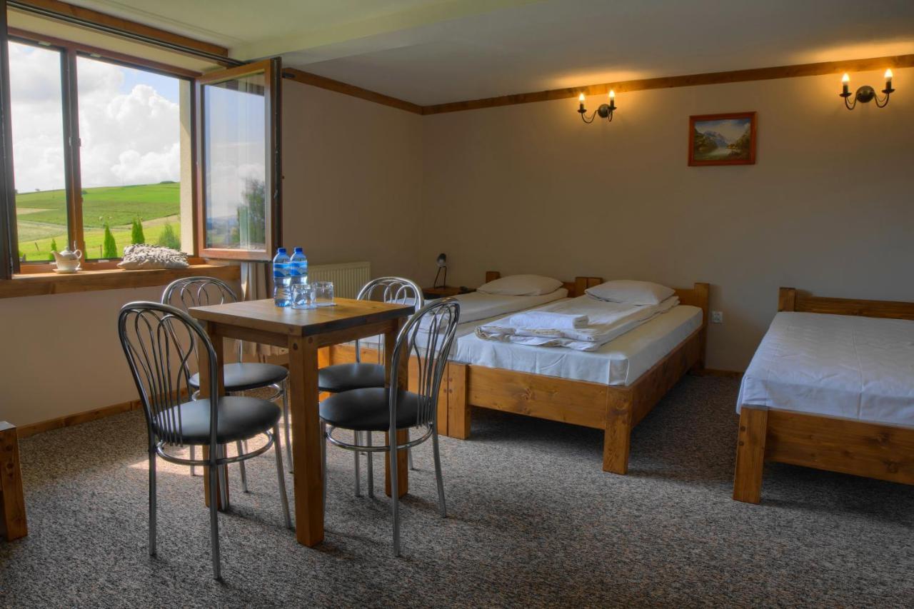 Czerwienne Osrodek Wypoczynkowy U Bartka B&B 외부 사진