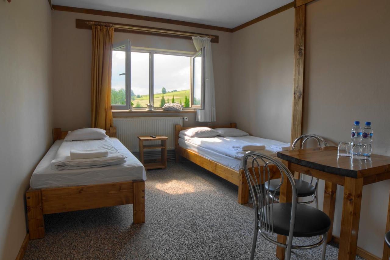 Czerwienne Osrodek Wypoczynkowy U Bartka B&B 외부 사진